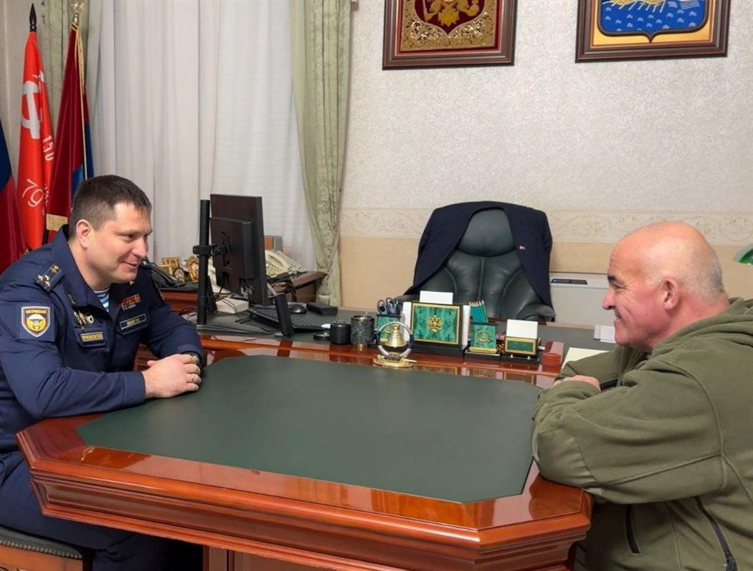 Сергей Ситников встретился с командиром 331 гвардейского Костромского ордена Кутузова полка
