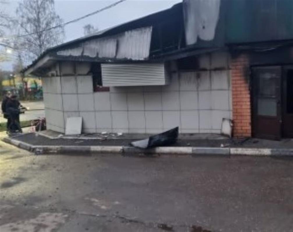 Продолжается расследование причин пожара в костромском кафе 