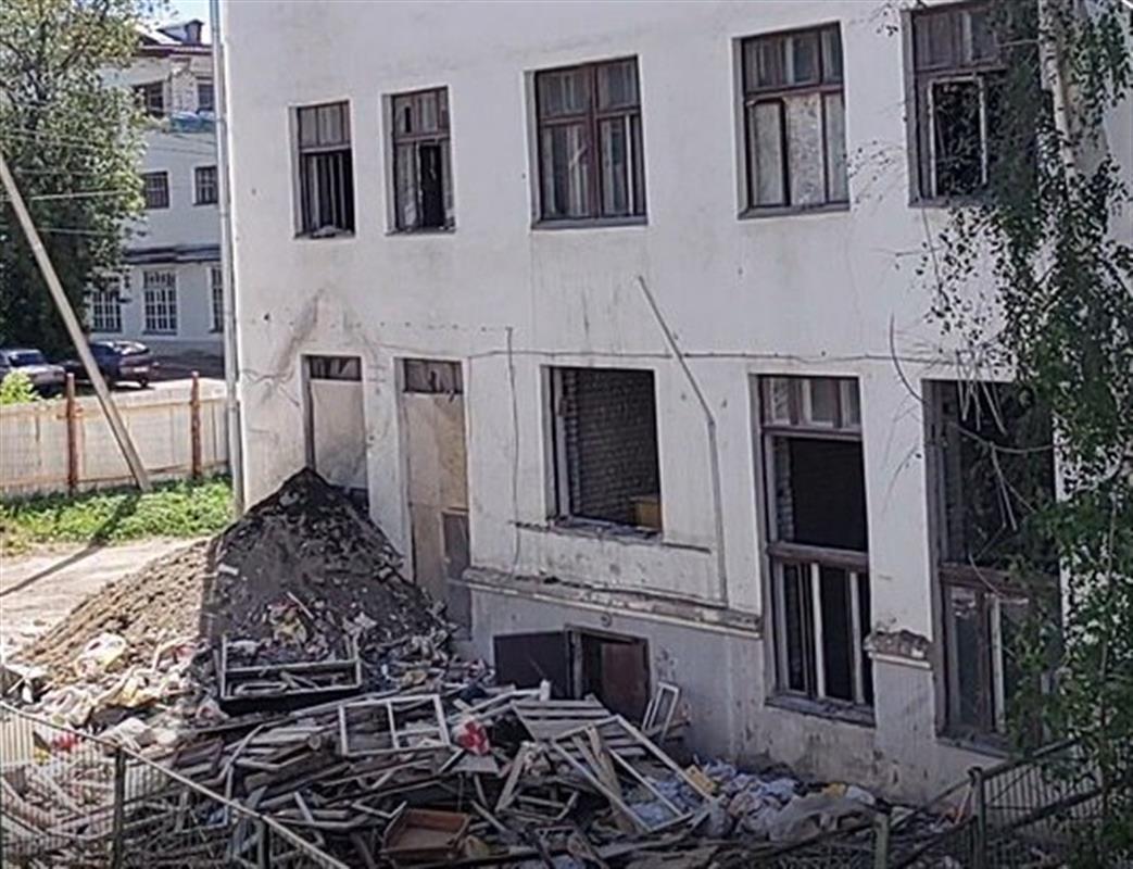 «Народный инспектор» помог костромичам избавиться от грязи и пыли со стройплощадки