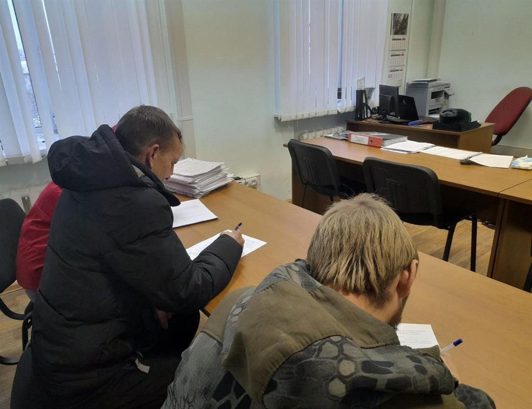 Готовы дать отпор врагу: всё больше костромичей выбирают военную службу по контракту