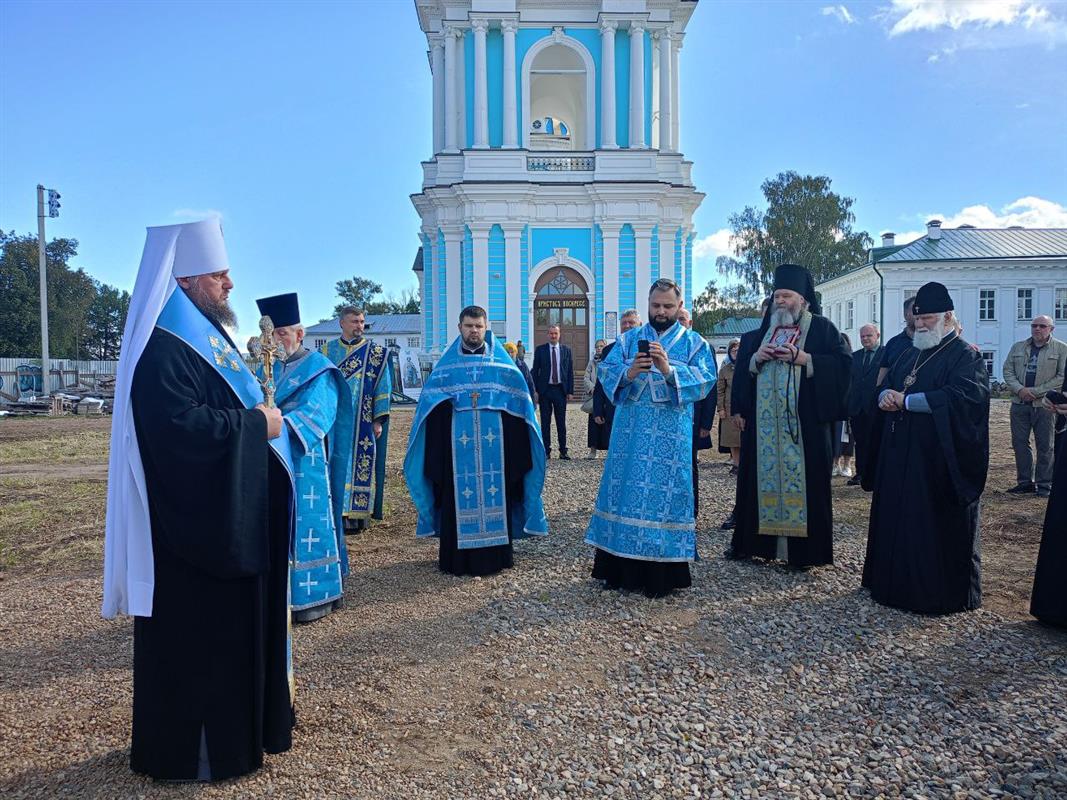 В Костроме дали старт строительству Успенского собора Костромского Кремля
