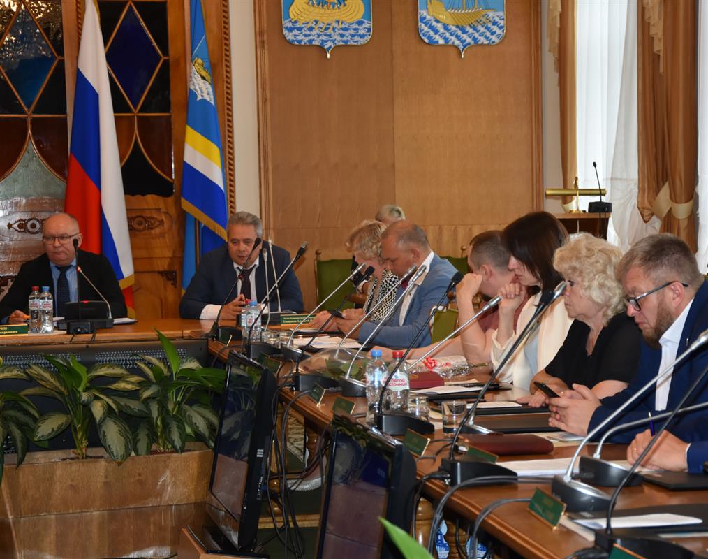 Администрация Костромы представила отчёт о своей деятельности депутатам городской Думы
