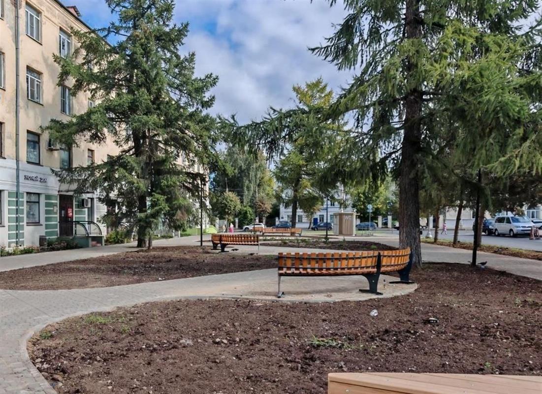 В Костроме завершается благоустройство центрального сквера со слоном
