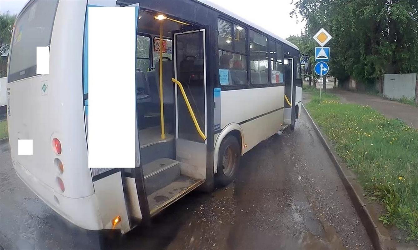 Водителя автобуса оштрафовали за неоднократные нарушения на дороге
