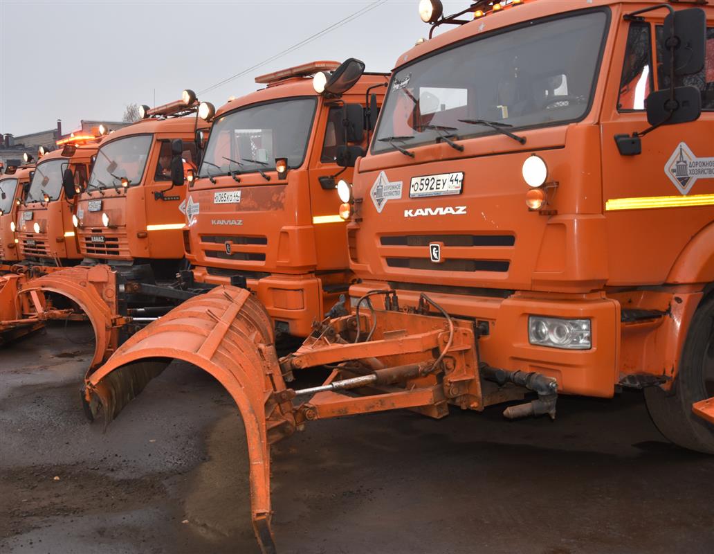 Костромские дорожники переходят на зимний режим работы