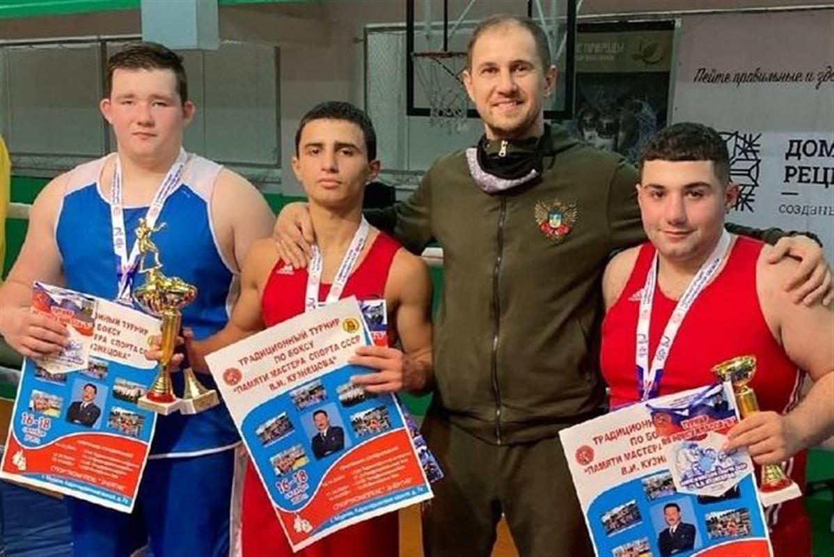 Костромичи завоевали 10 наград на межрегиональном турнире по боксу