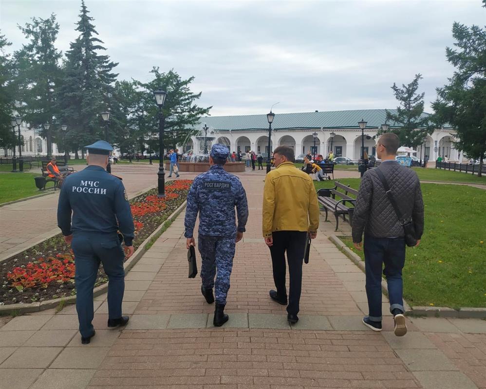 Костромичей призывают соблюдать меры безопасности во время празднования Дня России
