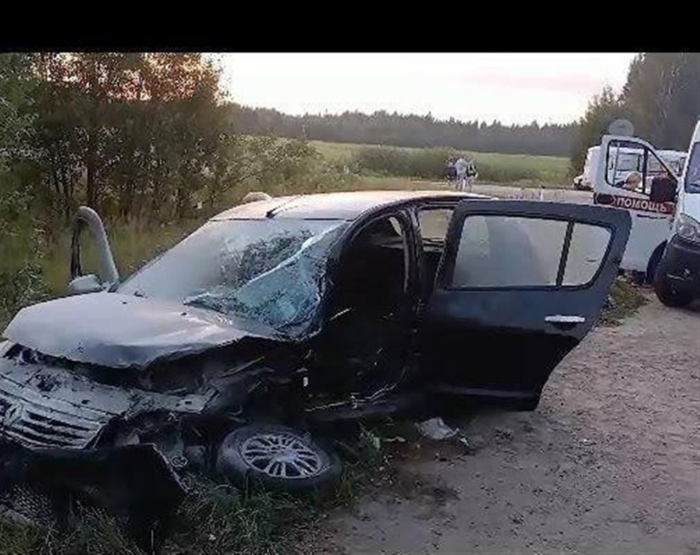 В ДТП под Костромой один водитель погиб, другой - пострадал