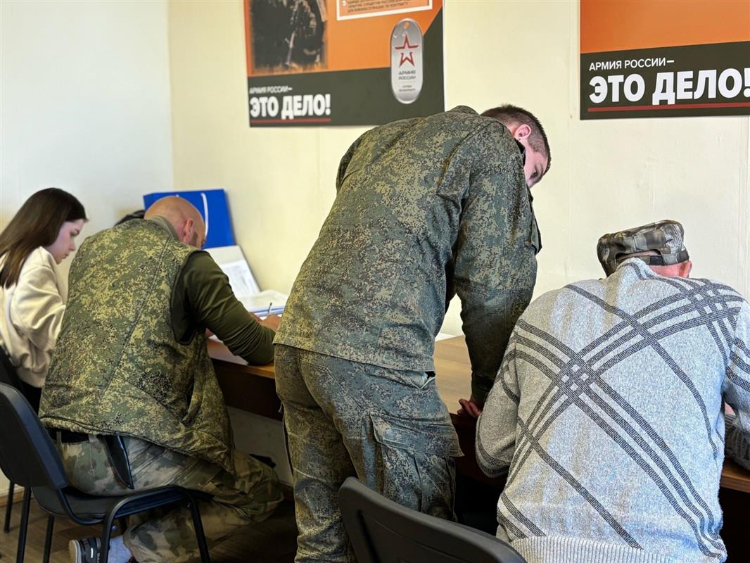 Приближая Победу: всё больше костромичей выбирают военную службу по контракту
