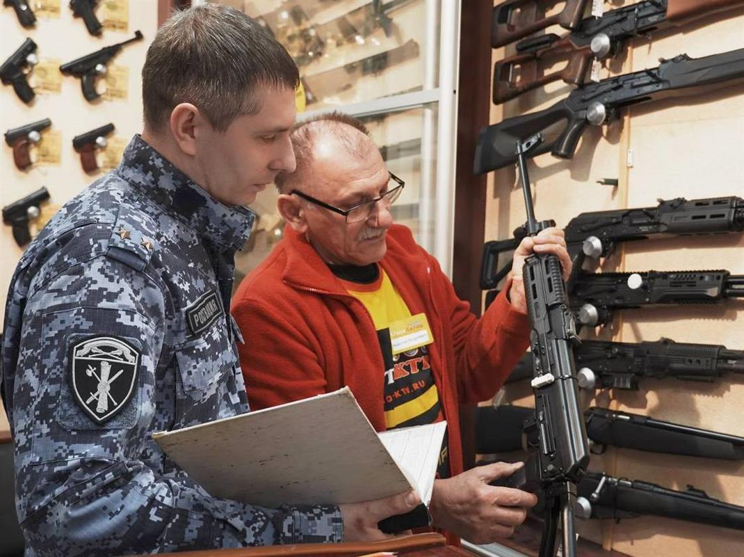 В костромских оружейных магазинах проходят внеплановые проверки