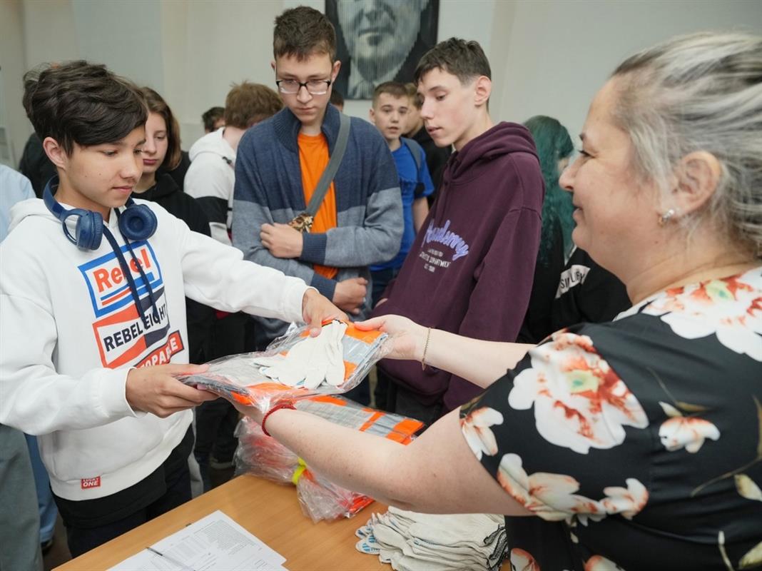 Летом костромские подростки смогут заработать свои первые деньги в трудовых отрядах 
