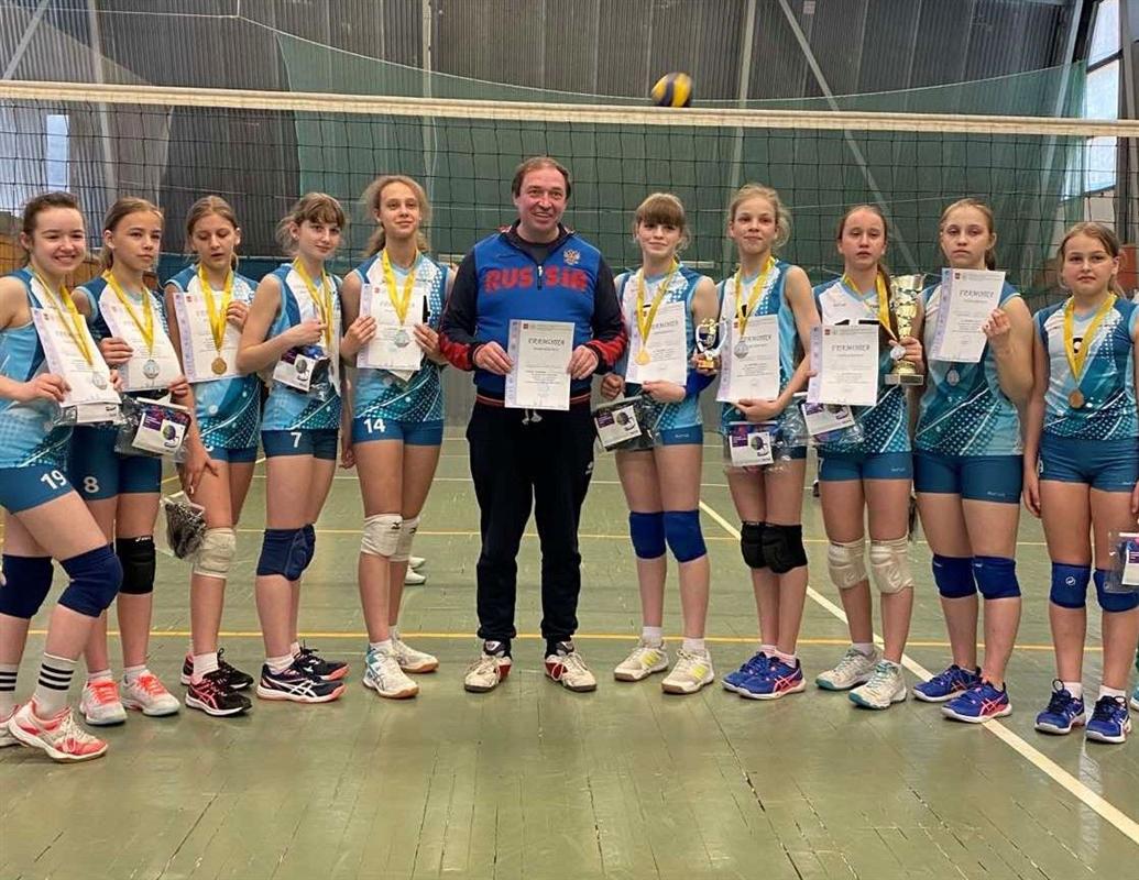 Костромские волейболистки покорили «Молодые ветра» в Рыбинске