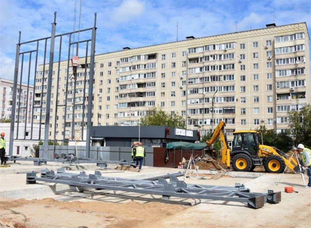 В Костроме начался монтаж нового модульного бассейна
