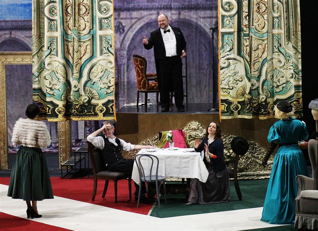 И смех, и слезы, и любовь: в Костромском драмтеатре показали новый спектакль 