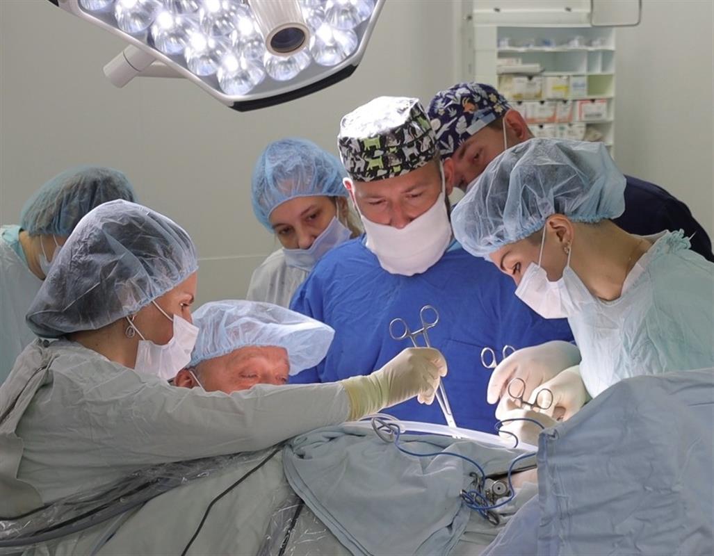 Костромские онкологи провели операцию под руководством профессора из Санкт-Петербурга