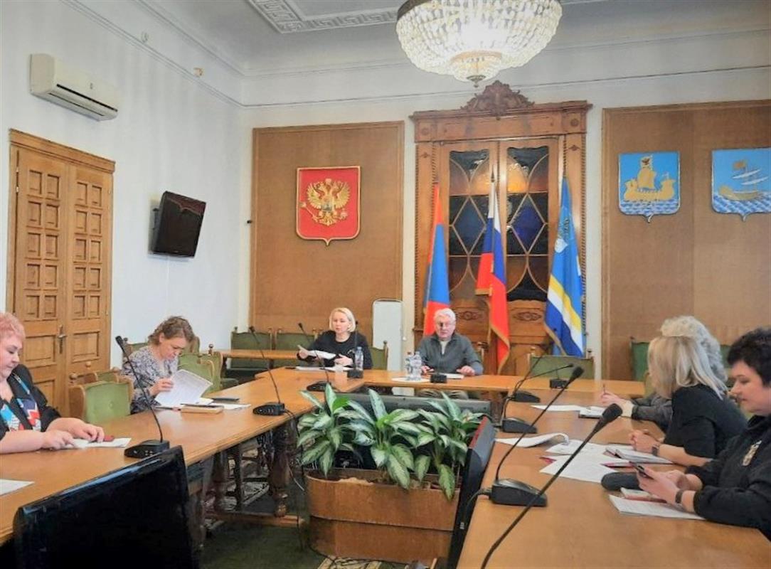 Стало известно, когда костромичи смогут выбрать школы и детские сады для благоустройства