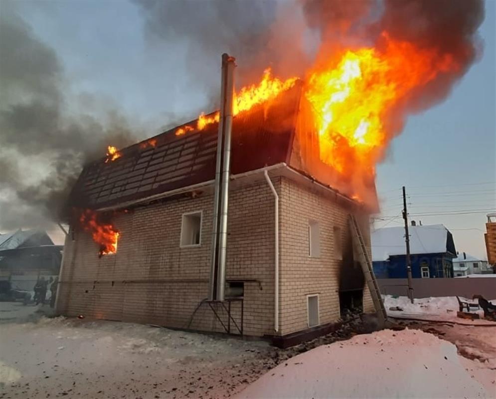 За неделю при пожарах пострадали двое жителей Костромской области