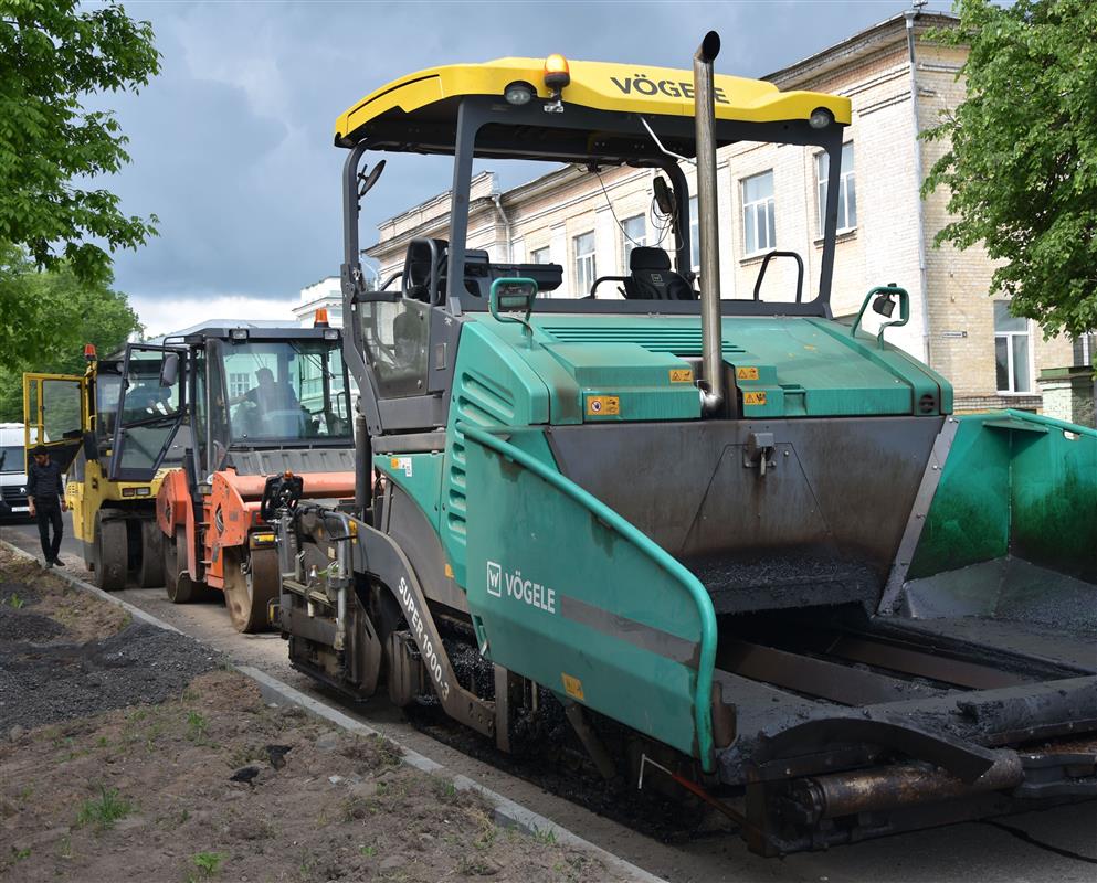 Комплексный ремонт еще одной улицы завершается в Костроме 
