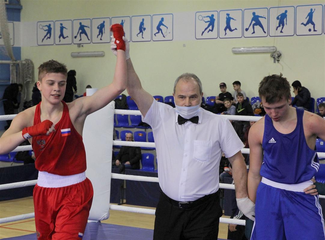 Юный костромич завоевал «золото» на первенстве ЦФО России по боксу 