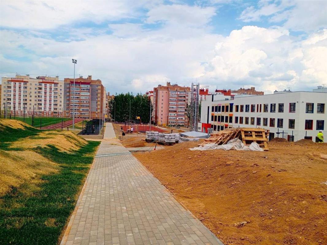 Костромские студенты летом будут работать на стройках социально значимых объектов