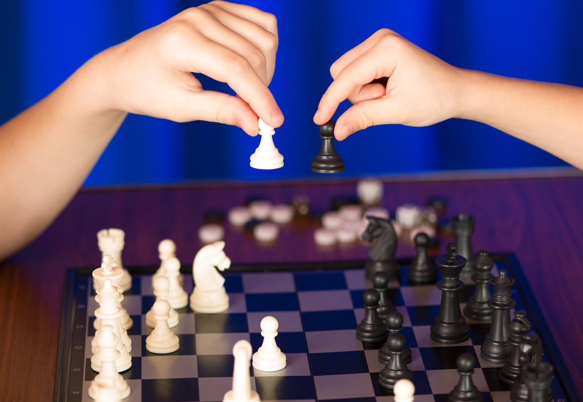 Юные шахматисты сразятся за победу на открытом турнире в Костроме 
