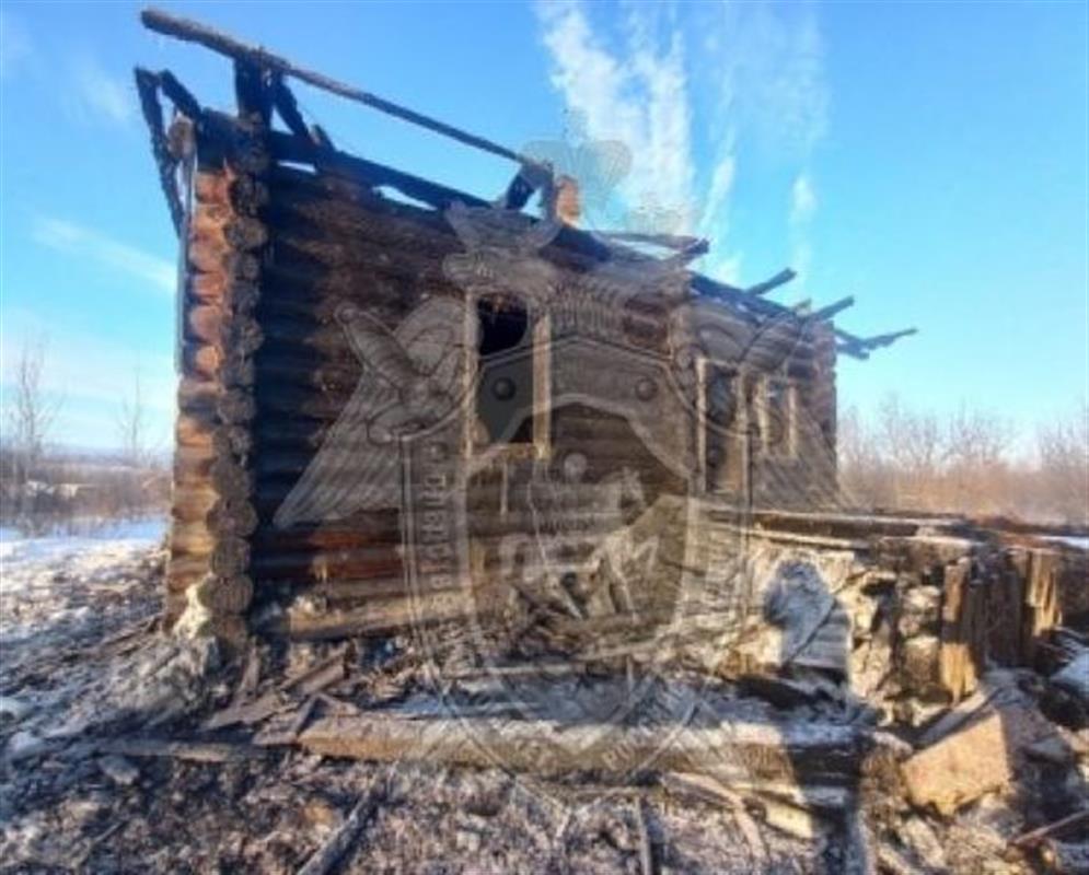 В костромском поселке сгорел частный дом: погиб хозяин жилья