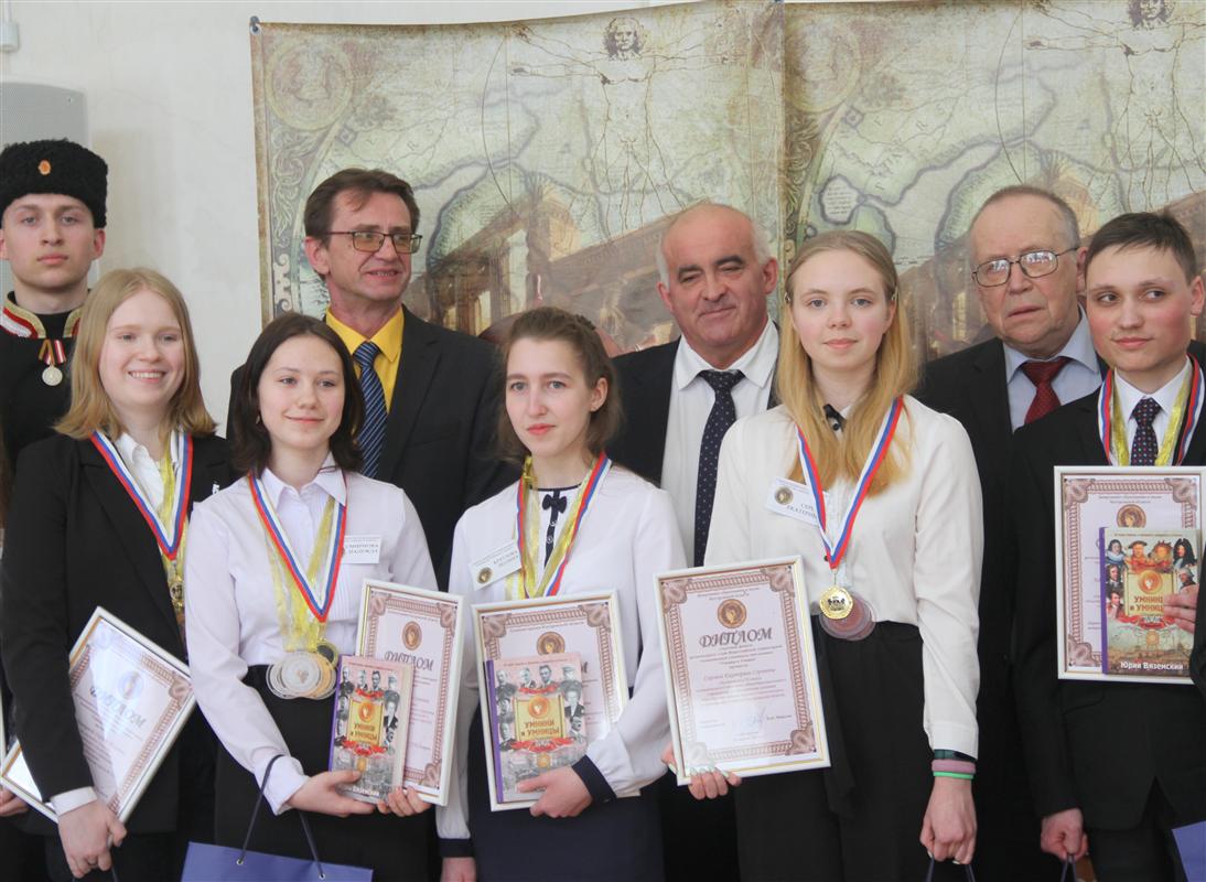 В Костромской области состоялся региональный финал олимпиады «Умницы и умники»