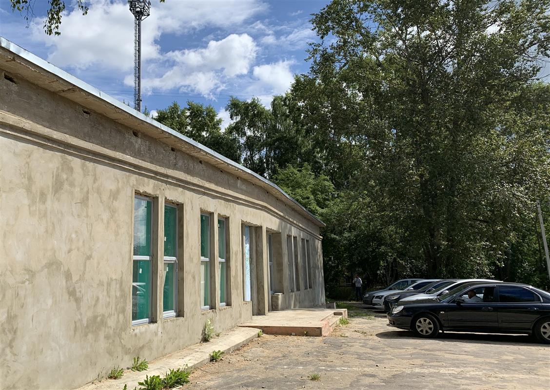 Обновленную баню в Заволжье обещают открыть в следующем году