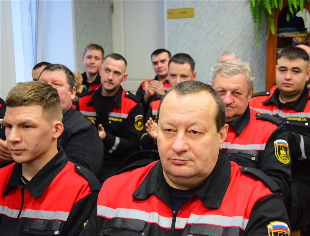 Сотрудники Центра гражданской защиты Костромы принимают поздравления