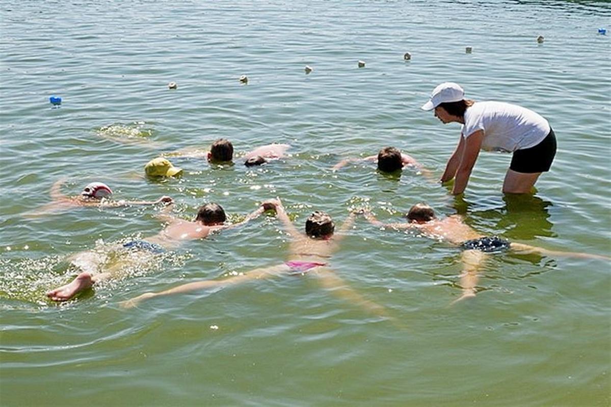 За лето четыре тысячи юных костромичей научились плавать
