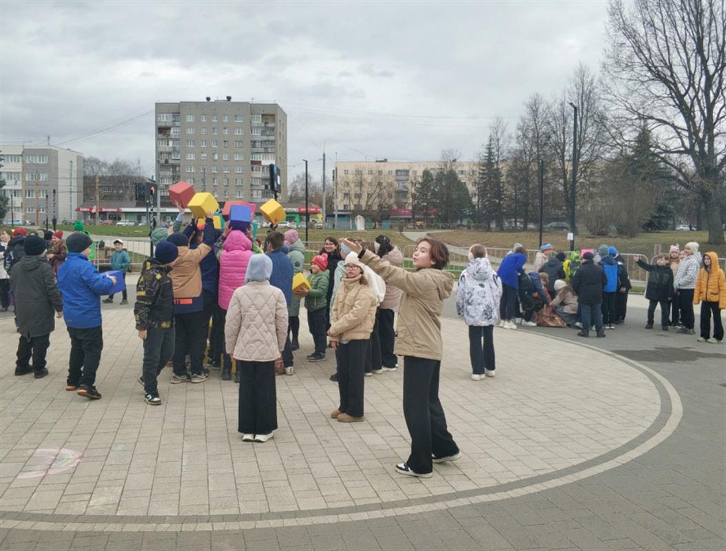 Костромичей ждут в городских парках на программы, посвящённые спорту и космонавтике