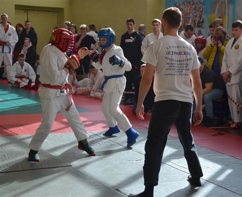 В Костромской области прошёл турнир по рукопашному бою памяти Дмитрия Пузатых
