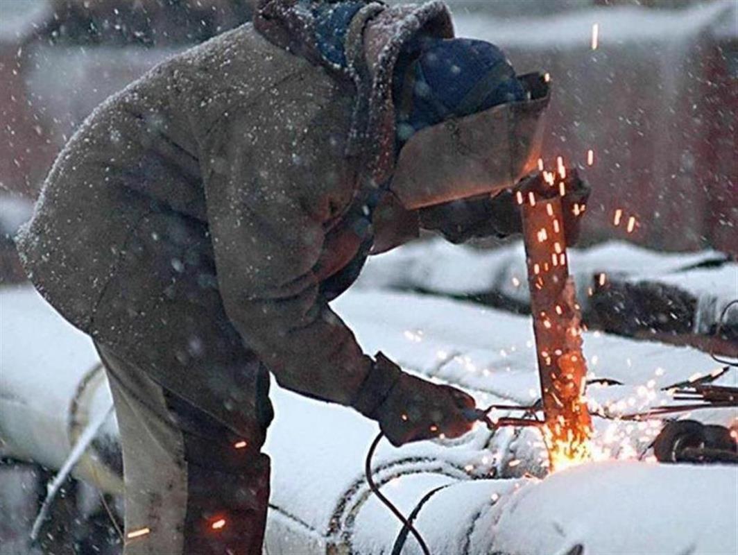 Специалисты «Костромагорводоканала» ремонтируют водовод на улице Солонице
