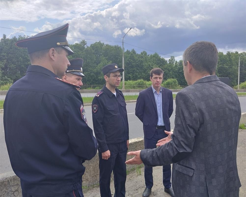 В Костроме примут меры по снижению аварийности на путепроводе