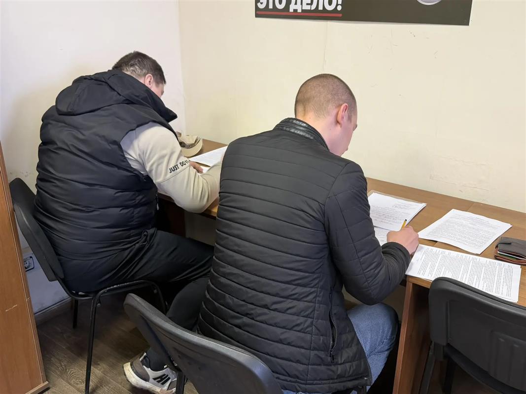 Более 1,1 тысячи человек подписали контракты с Минобороны в Костроме в этом году