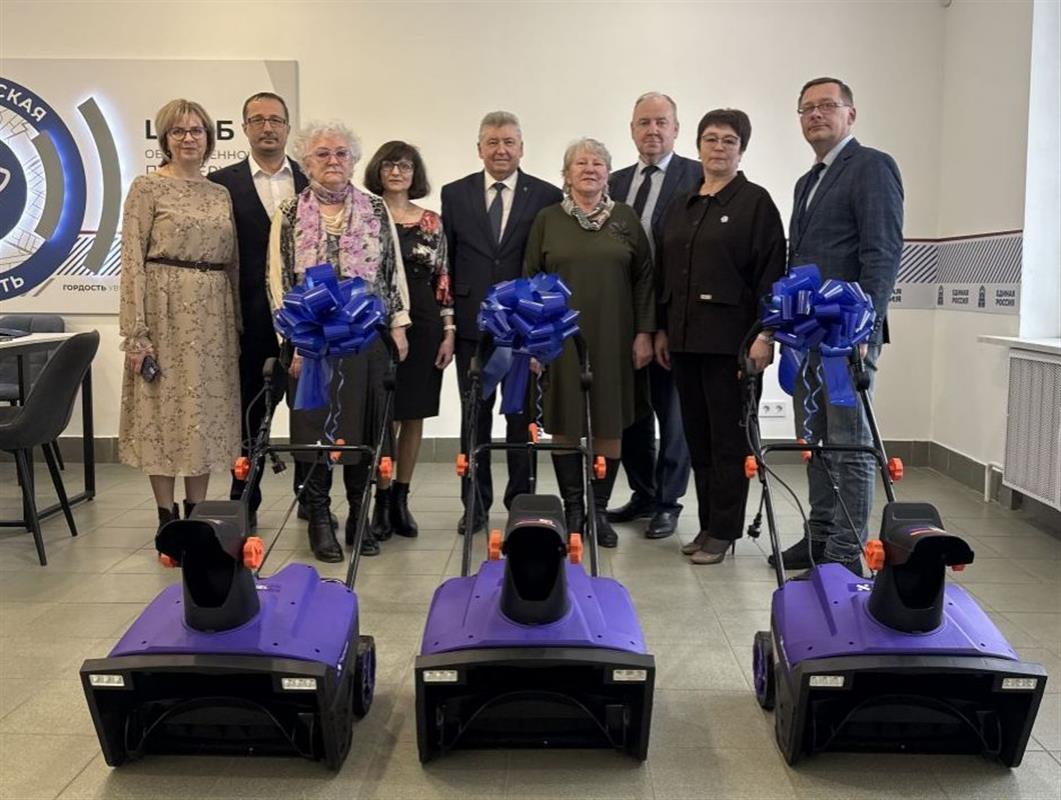 «Единая Россия» наградила участников акции «Снежный вызов 44» - «Приближаем весну 44»