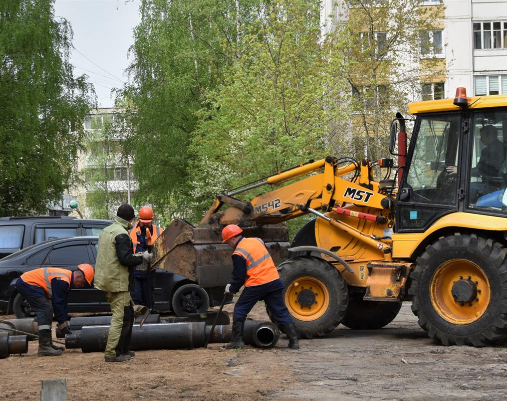В Костроме заменено более 500 метров квартальных теплосетей: работы продолжаются
