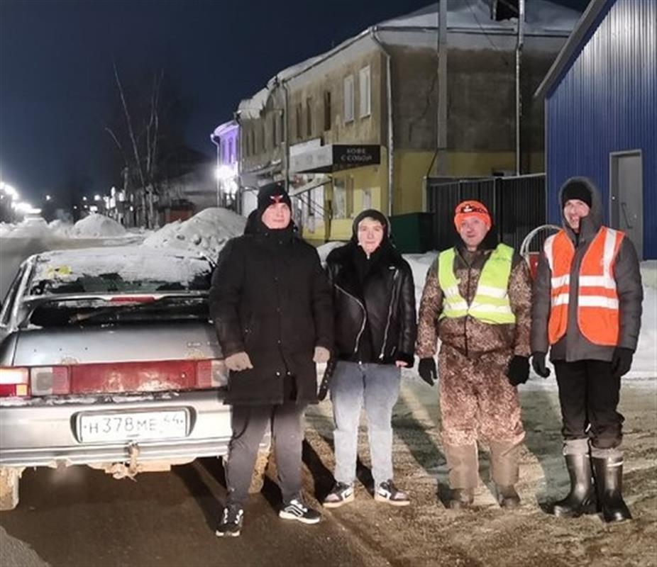 «Морозный патруль» на городских улицах спасает замерзающих костромичей
