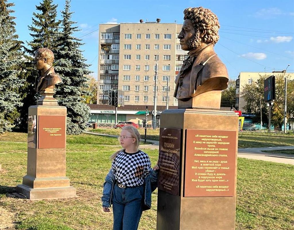 «Аллея русской культуры» стала новой точкой притяжения для костромичей и гостей города