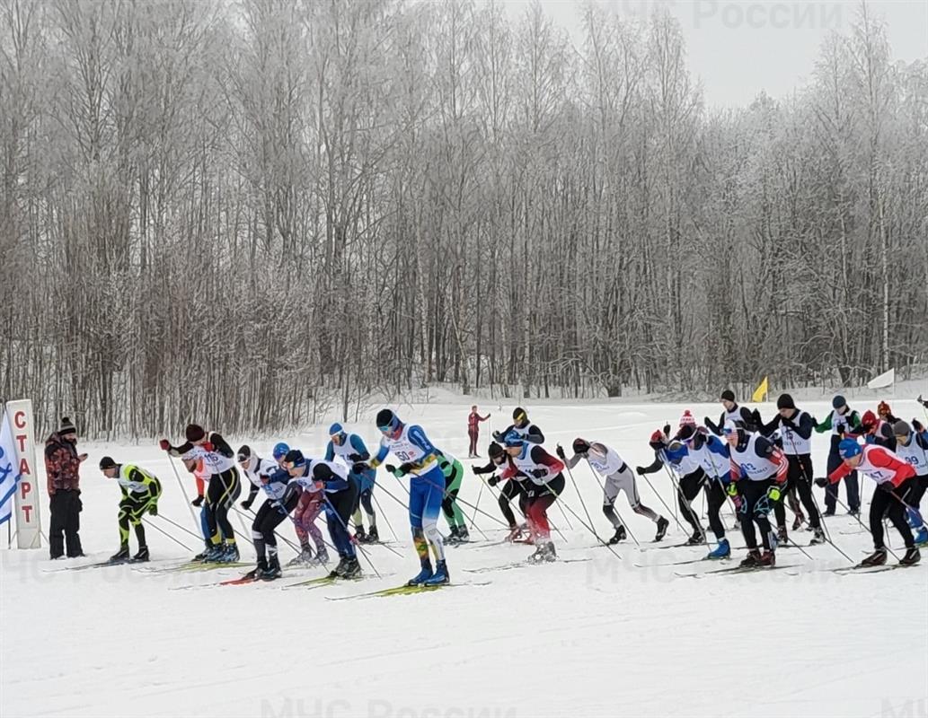 В лыжной гонке среди силовых структур Костромской области победил сотрудник МЧС