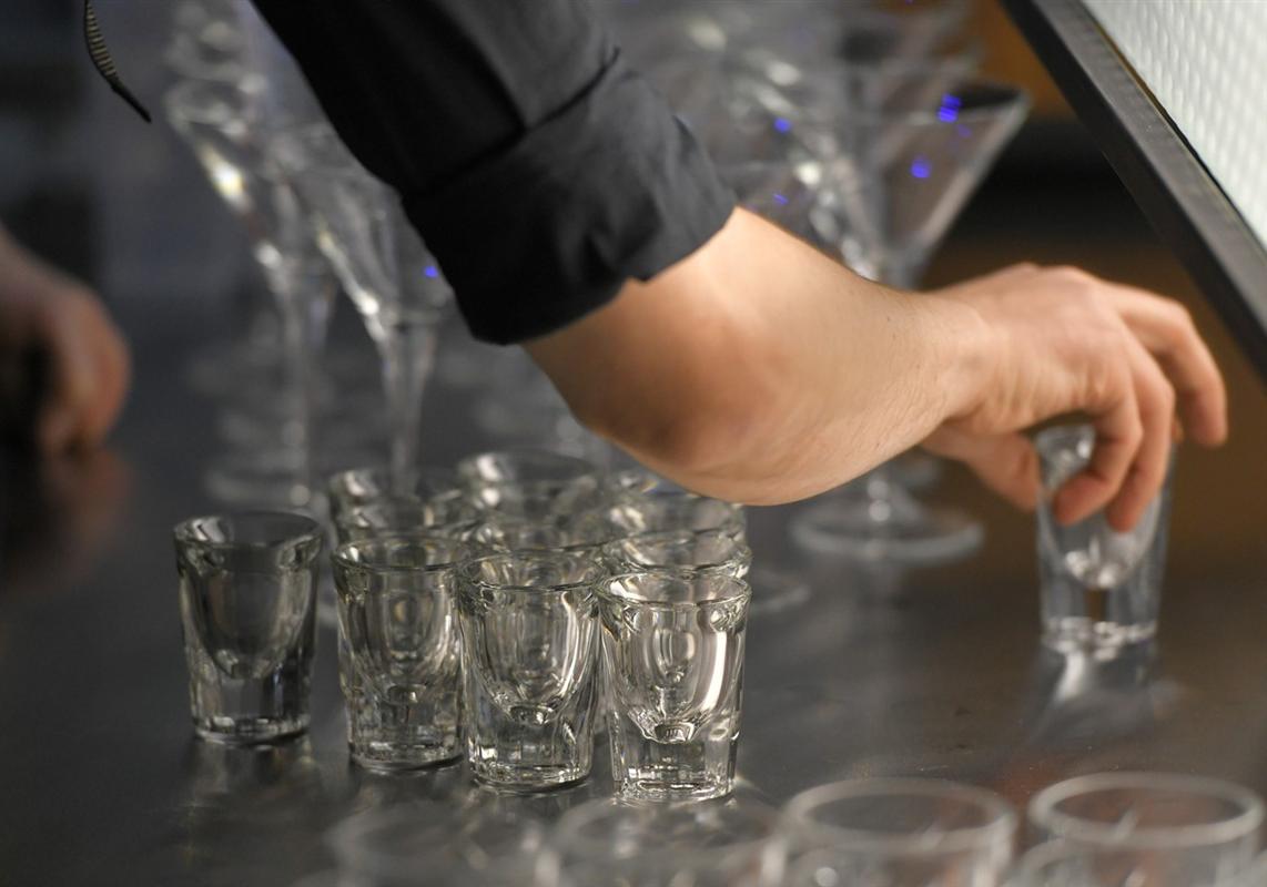 Костромские закусочные, торгующие алкоголем по ночам, будут наказывать
