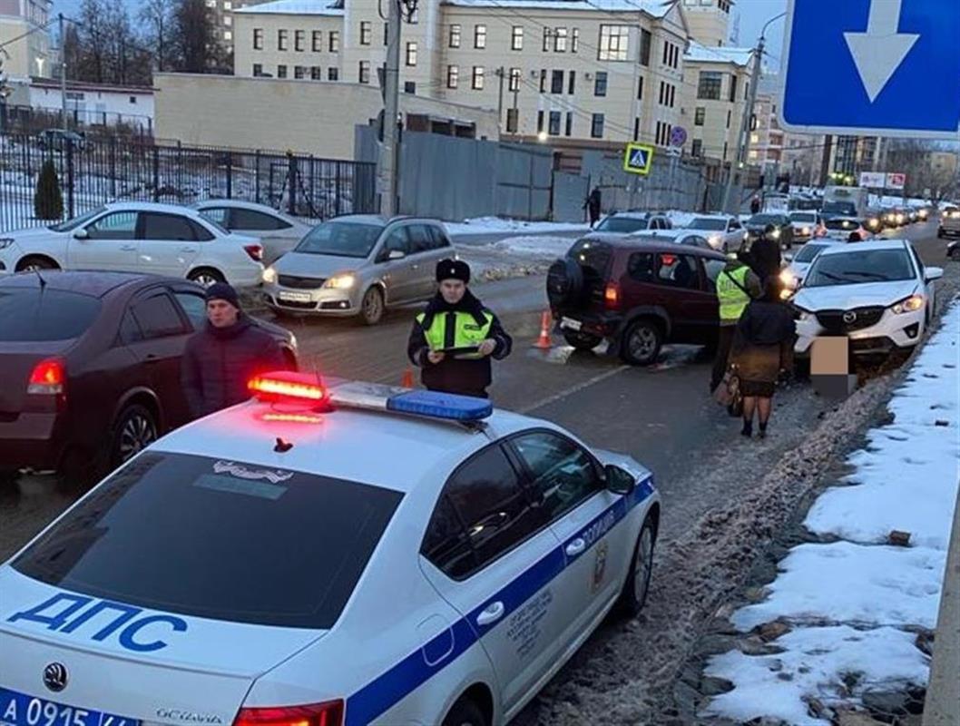 Костромичку, насмерть сбившую женщину на пешеходном переходе, ждёт суд 