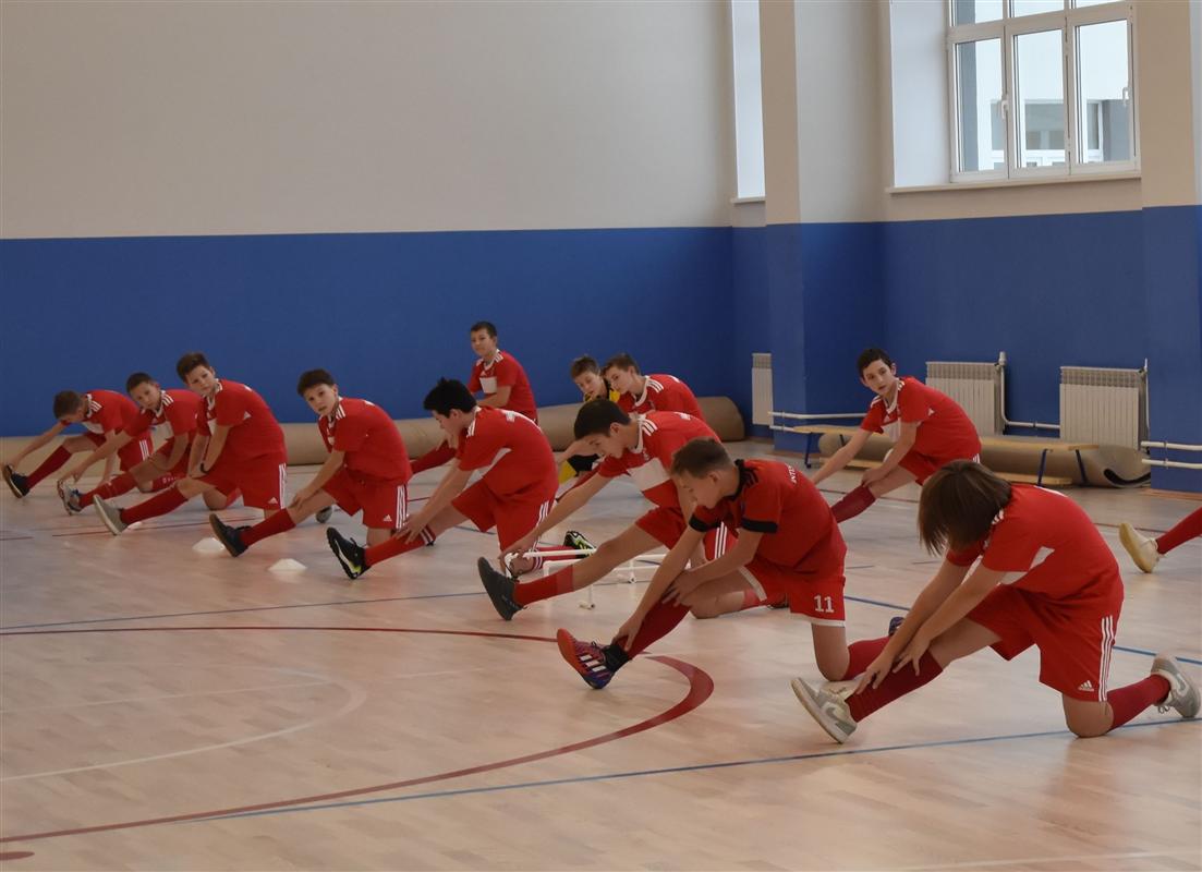 Два футбольных класса открыты в одной из костромских школ
