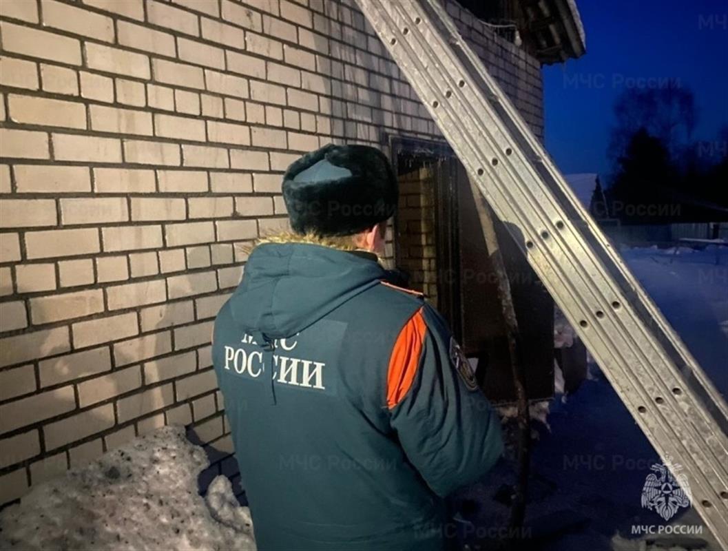 Один человек пострадал при пожарах в Костромской области за неделю 