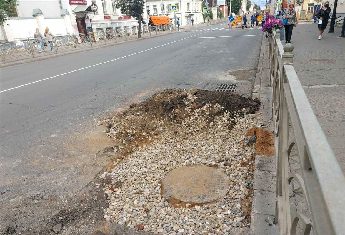 Стало известно, когда на главной улице Костромы сделают новый асфальт