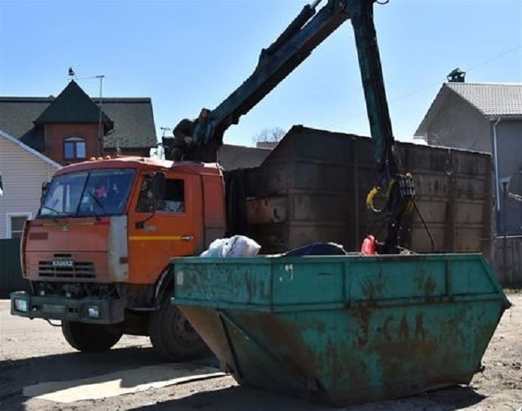 Все костромские мусоровозы будут отслеживать с помощью спутниковой навигации