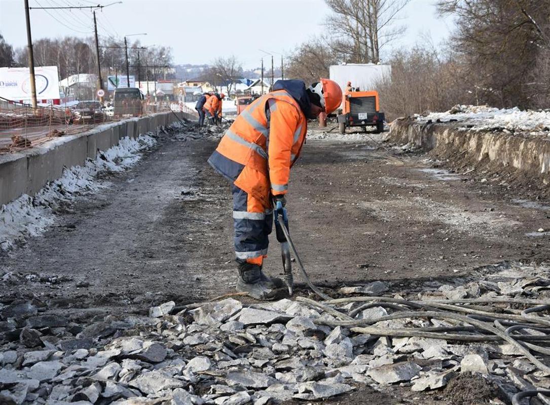 Капитальный ремонт путепровода и моста в Костроме идет по графику