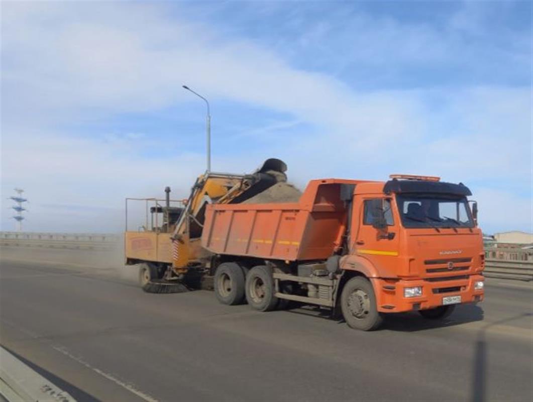 В ходе санитарного месячника в Костроме очищено более 25 километров дорог