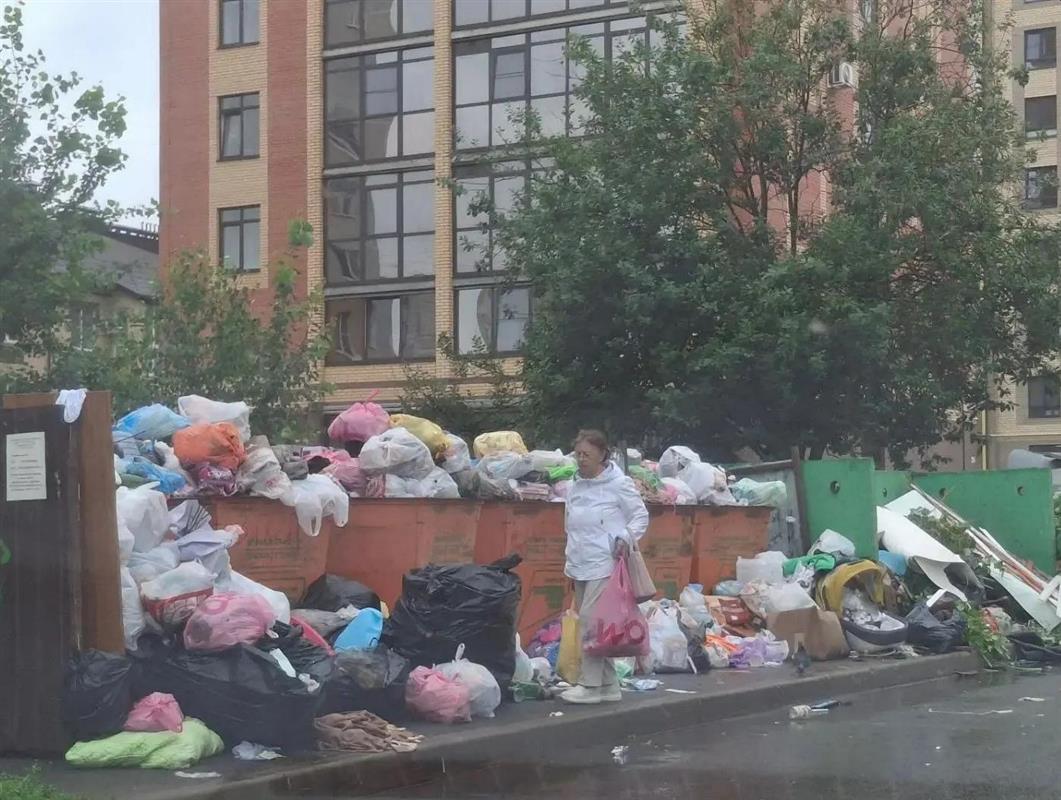 В Костроме пытаются наладить ситуацию с вывозом мусора