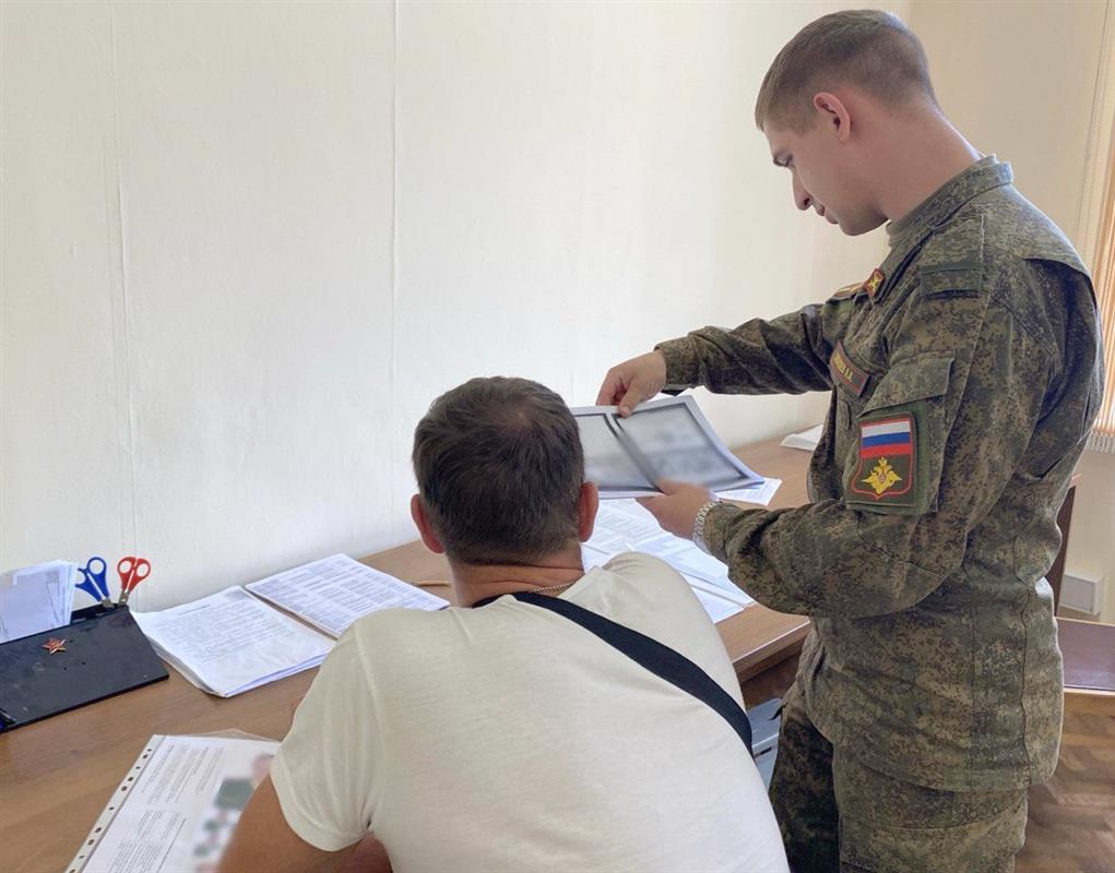 За месяц военную службу по контракту выбрали более 130 костромичей 